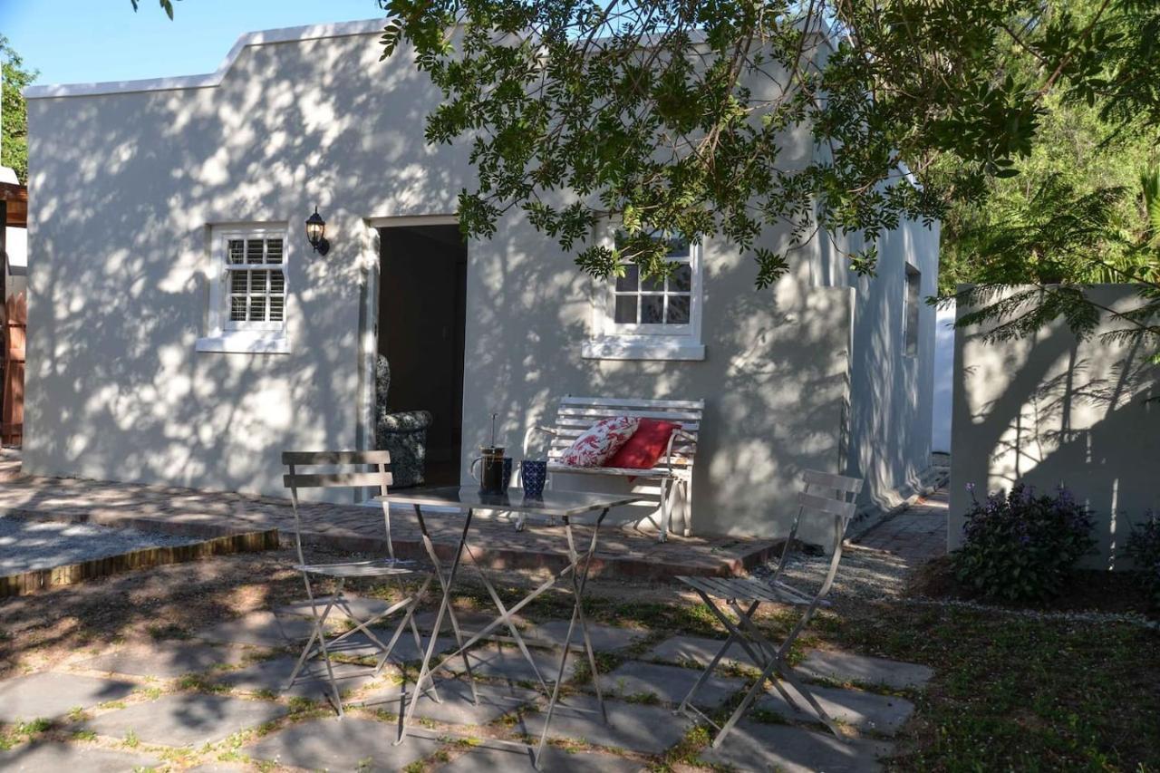 מונטאגו Krom Cottage מראה חיצוני תמונה